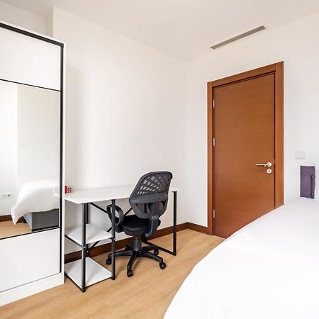 Charming Flat With City View In Atasehir Istanbul Exteriör bild