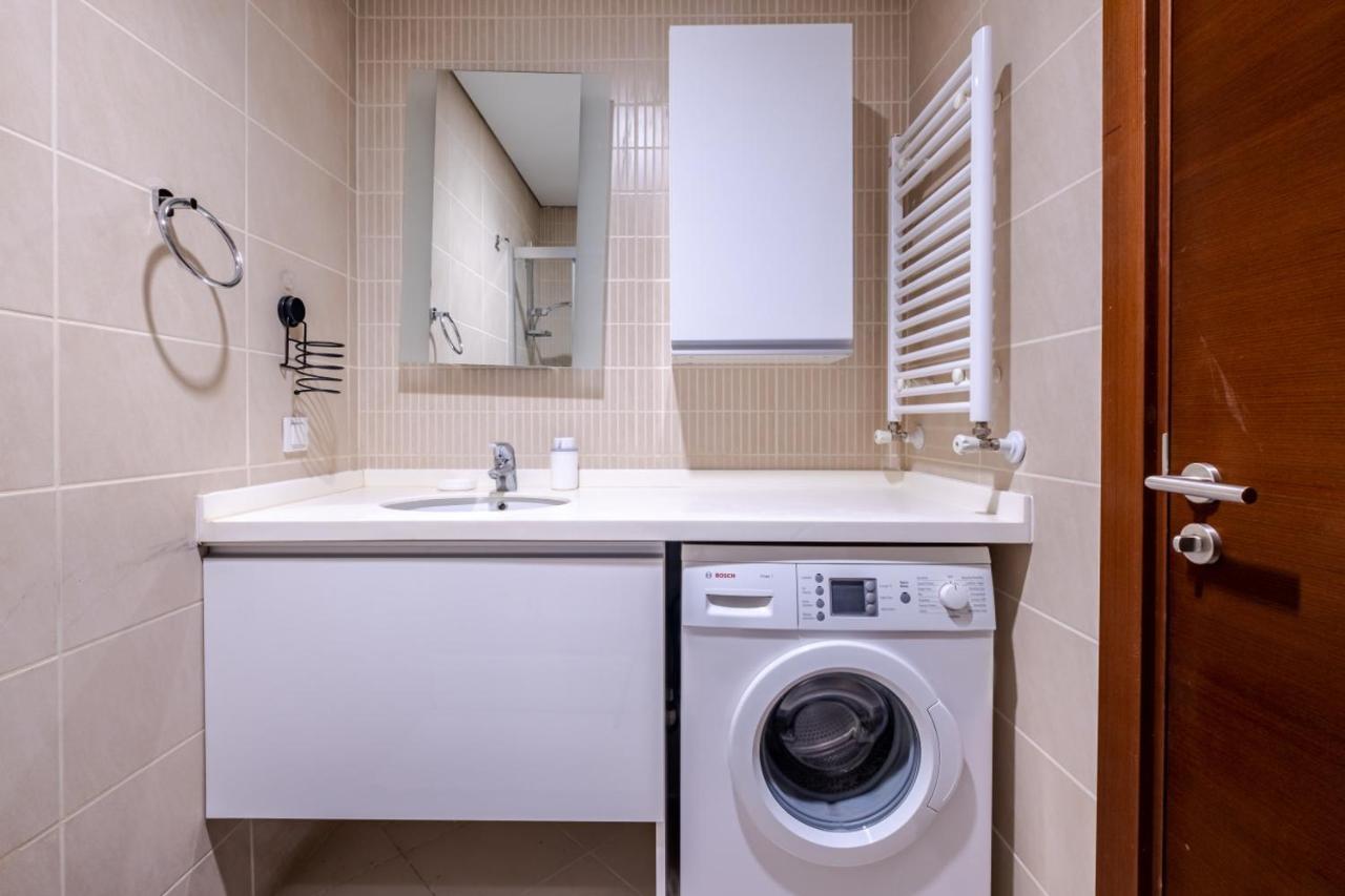 Charming Flat With City View In Atasehir Istanbul Exteriör bild